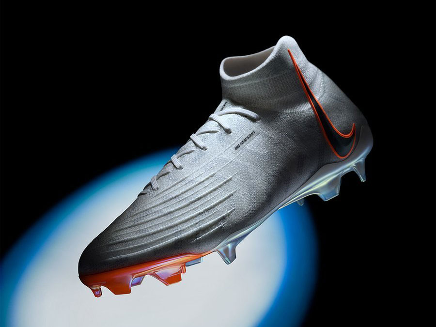 Công nghệ trên giày bóng đá Nike phantom luna